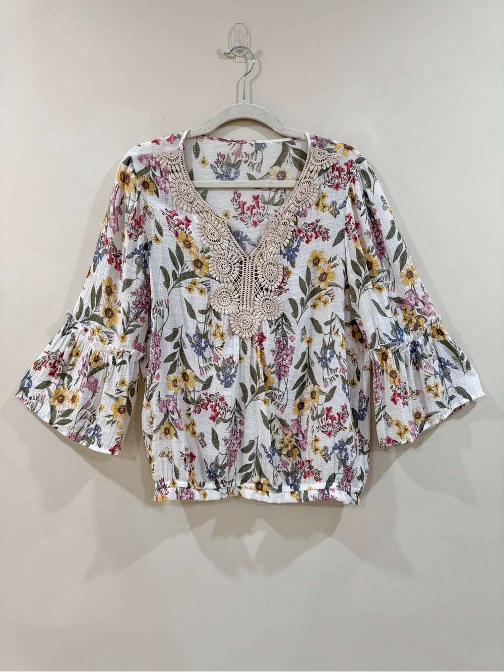 Wildflower Floral Bell Sleeve Top Crochet Lace Neck M/L Cottagecore Boho